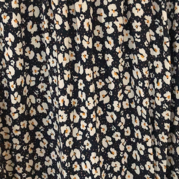 Floral Skirt - Picture 2 of 3